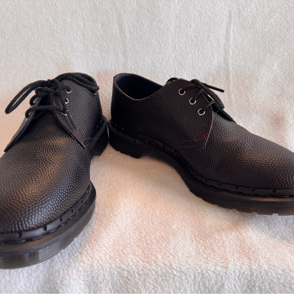 Dr. Marten’s 1461 Pebbled Leather Oxford